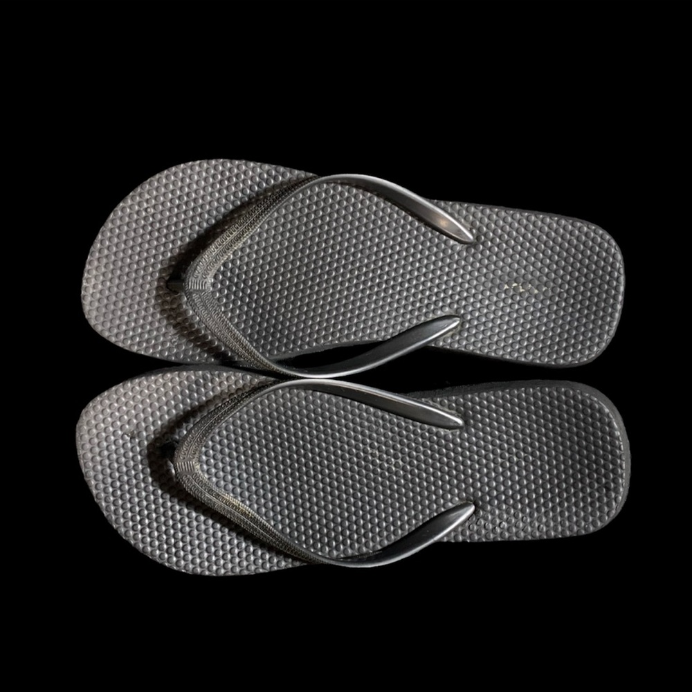 Flip flops